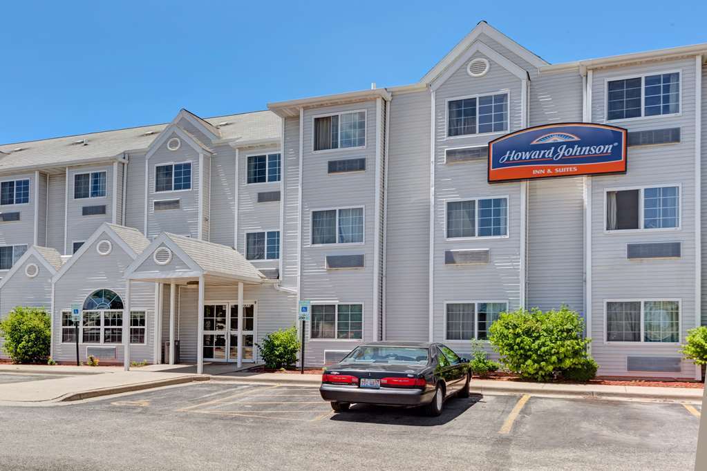 Red Lion Inn & Suites Elk Grove Village Esterno foto